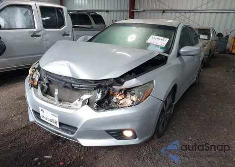 2016 Nissan Altima 2.5 Sr из США, поврежденный, VIN 1N4AL3AP5GC210990